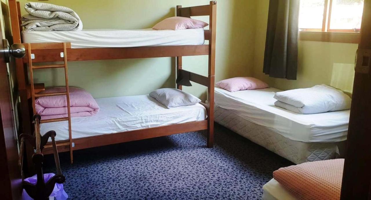 Manor House Backpackers Hostel Dunedin Exterior foto