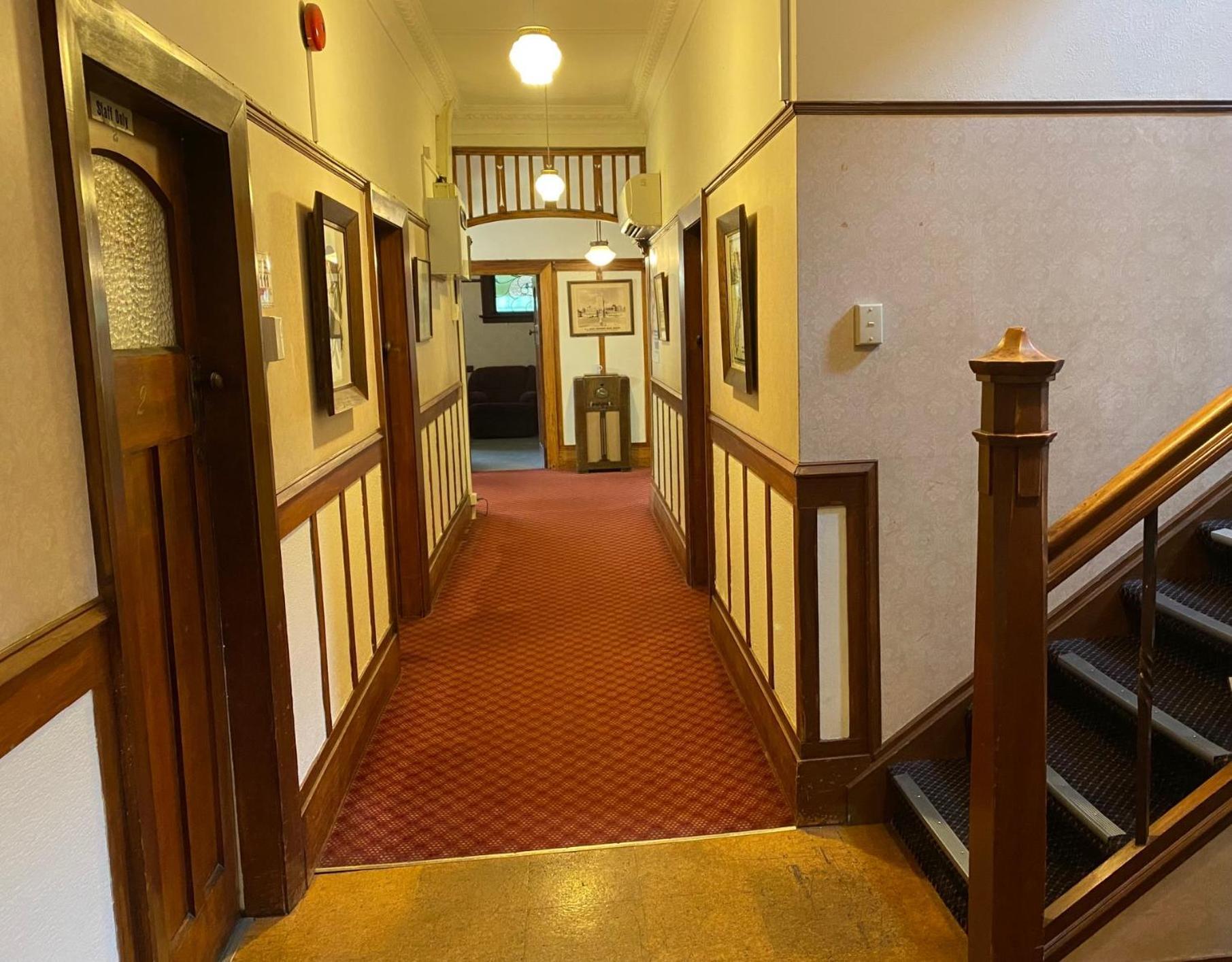 Manor House Backpackers Hostel Dunedin Exterior foto