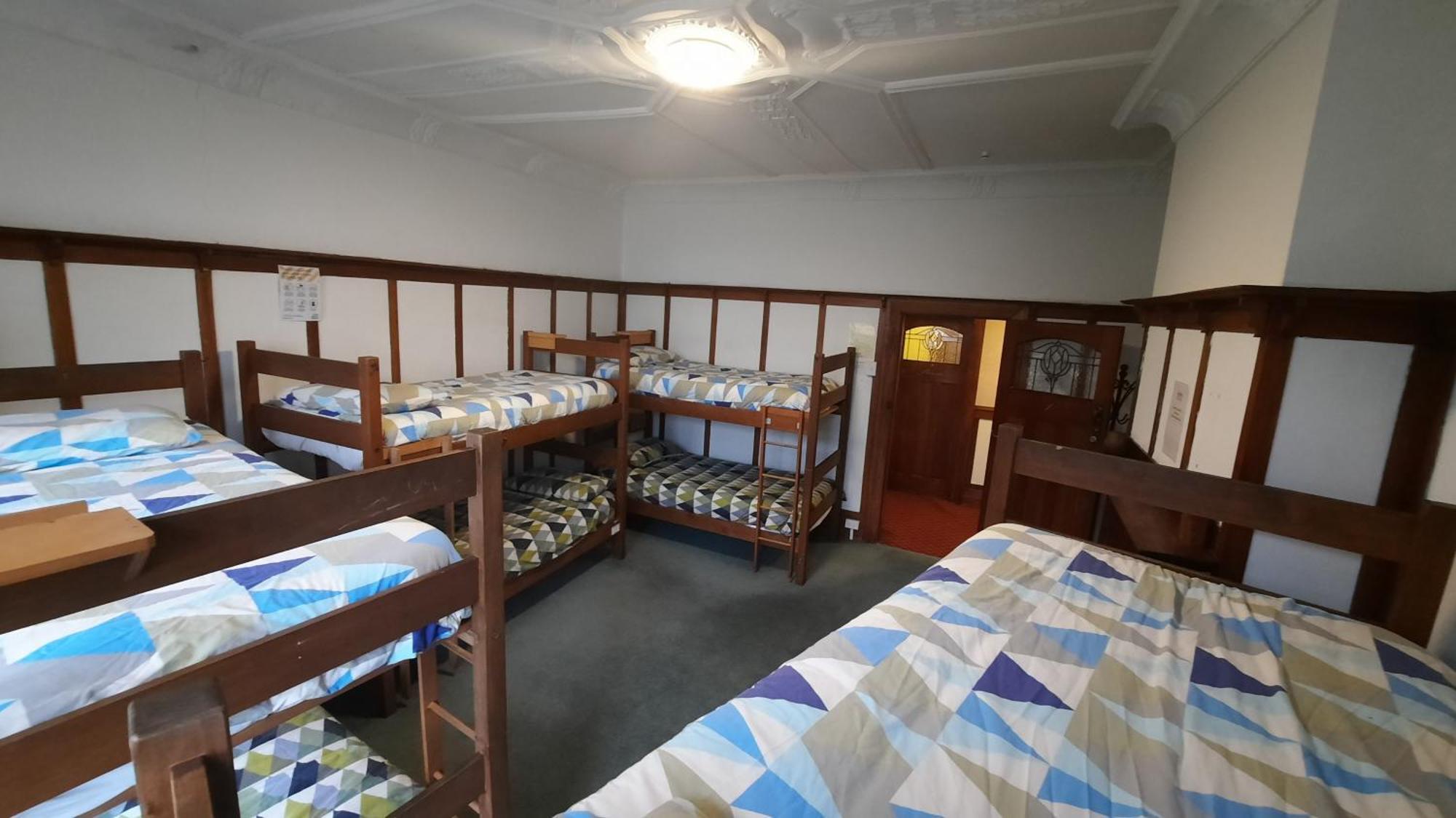 Manor House Backpackers Hostel Dunedin Exterior foto