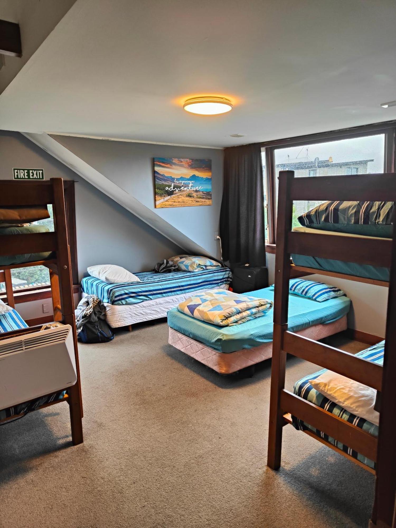 Manor House Backpackers Hostel Dunedin Exterior foto